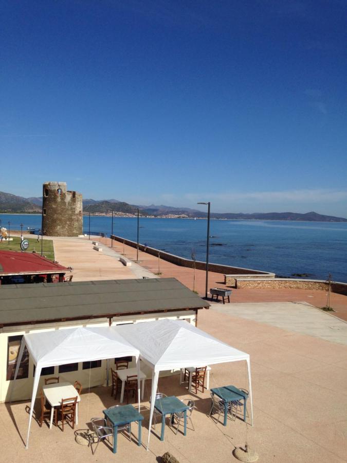 Vila Casa Con Terrazza Fronte Mare Santa Lucia  Exteriér fotografie